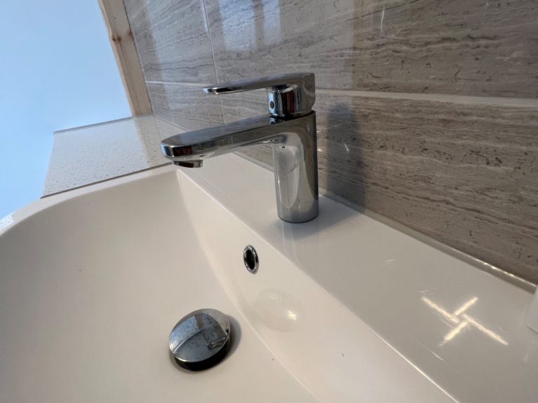 Bathroom in Abingdon by KG Plumbing and Heating 